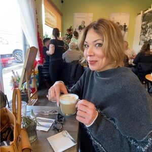 Meet your Posher, Carmen